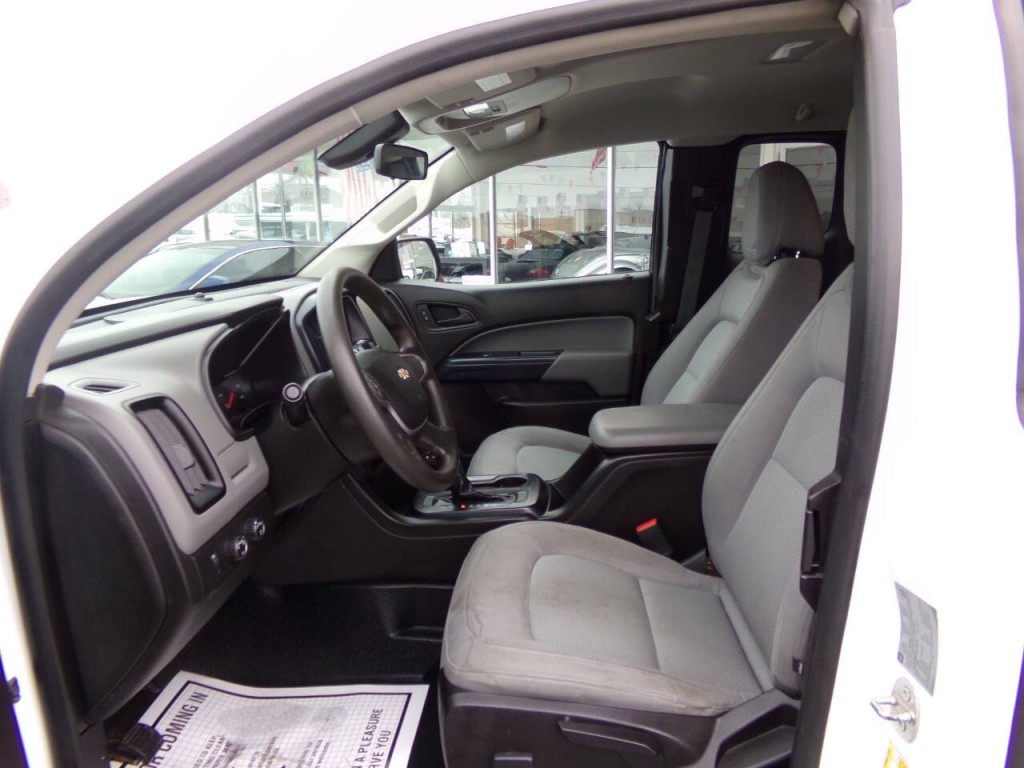 2017 Chevrolet Colorado Image 12