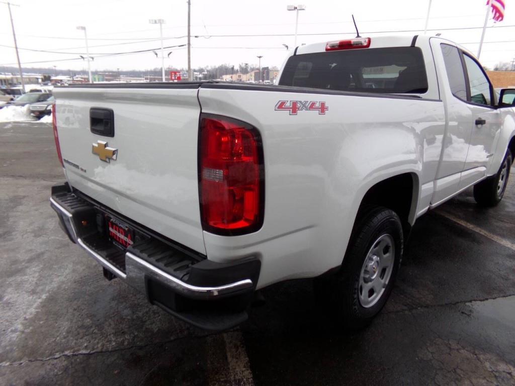 2017 Chevrolet Colorado Image 32