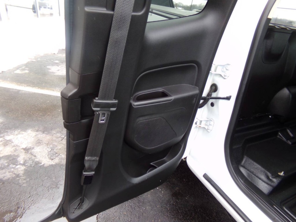 2017 Chevrolet Colorado Image 38