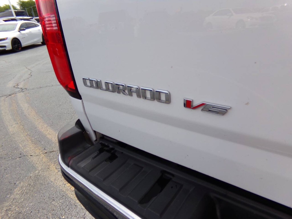 2017 Chevrolet Colorado Image 36