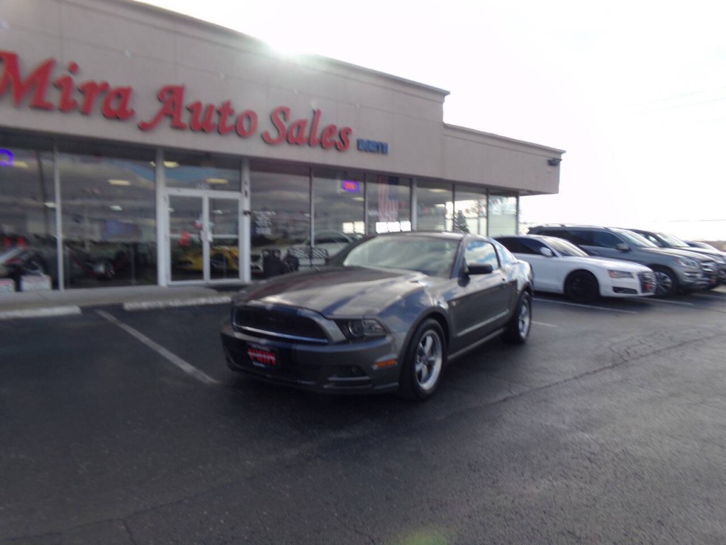 2014 Ford Mustang Image 2