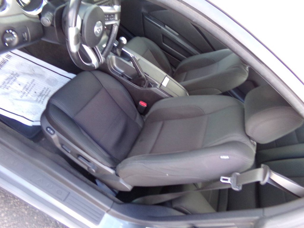 2014 Ford Mustang Image 11