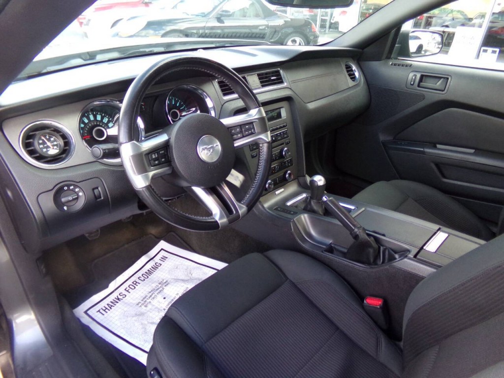 2014 Ford Mustang Image 14