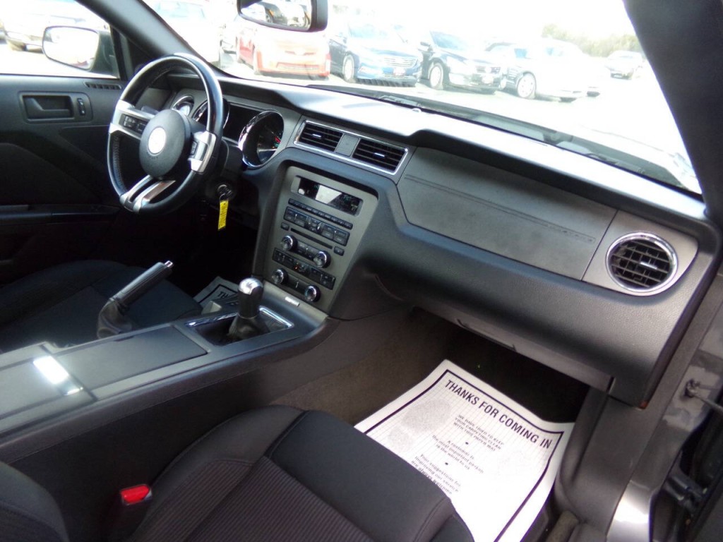 2014 Ford Mustang Image 19