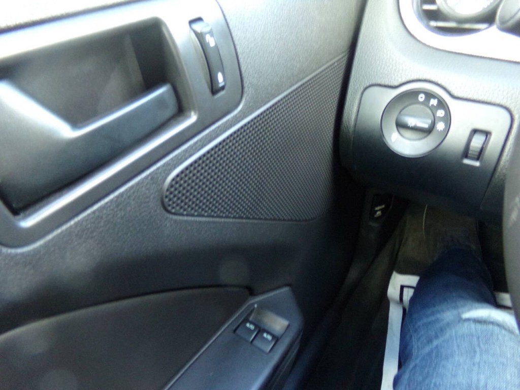 2014 Ford Mustang Image 41