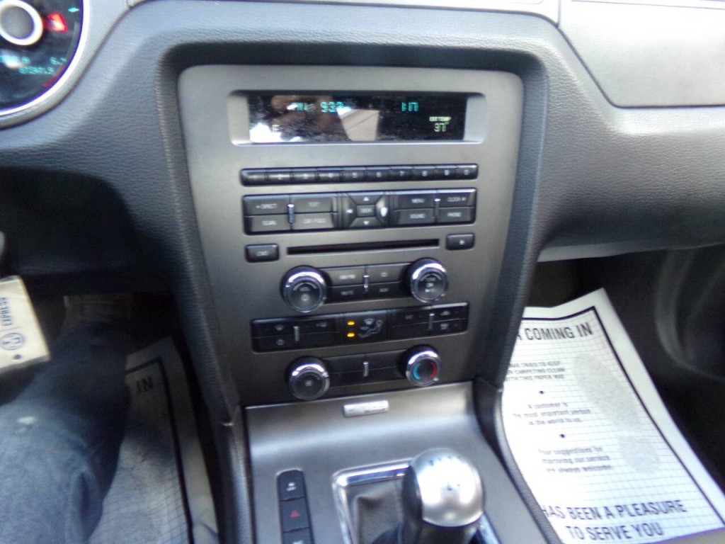 2014 Ford Mustang Image 42