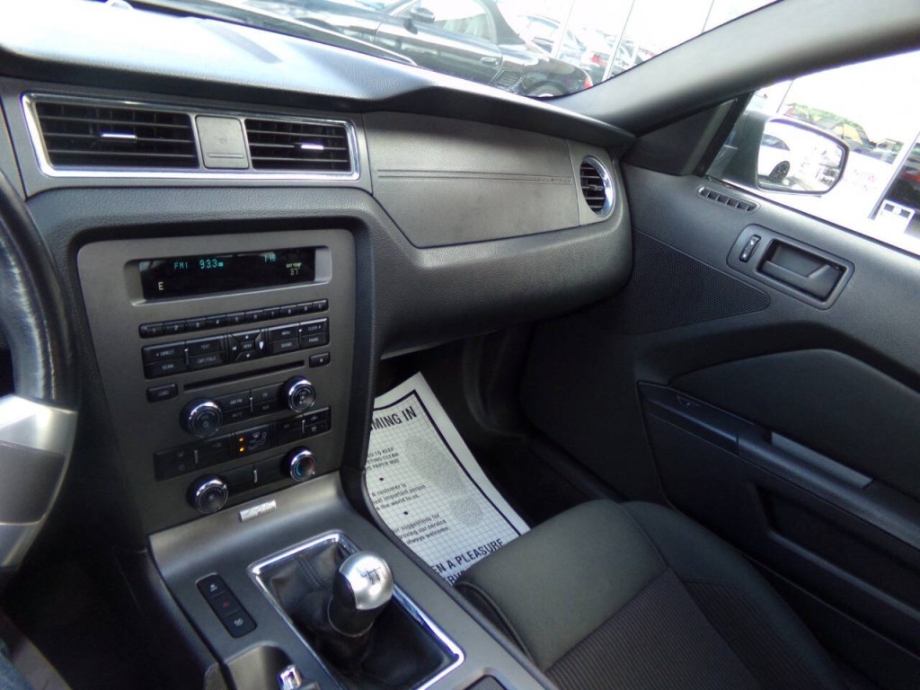 2014 Ford Mustang Image 47