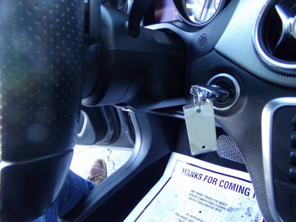 2014 Mercedes-Benz CLA-Class Image 23