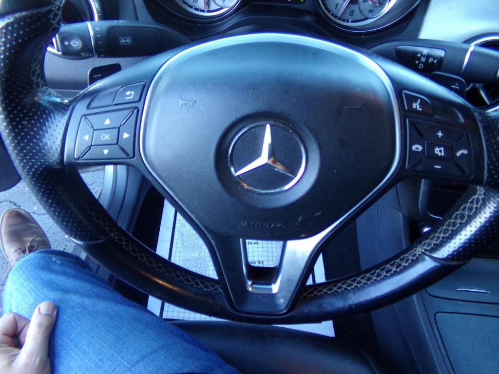 2014 Mercedes-Benz CLA-Class Image 24