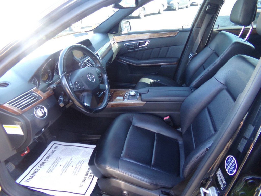 2012 Mercedes-Benz E-Class Image 9