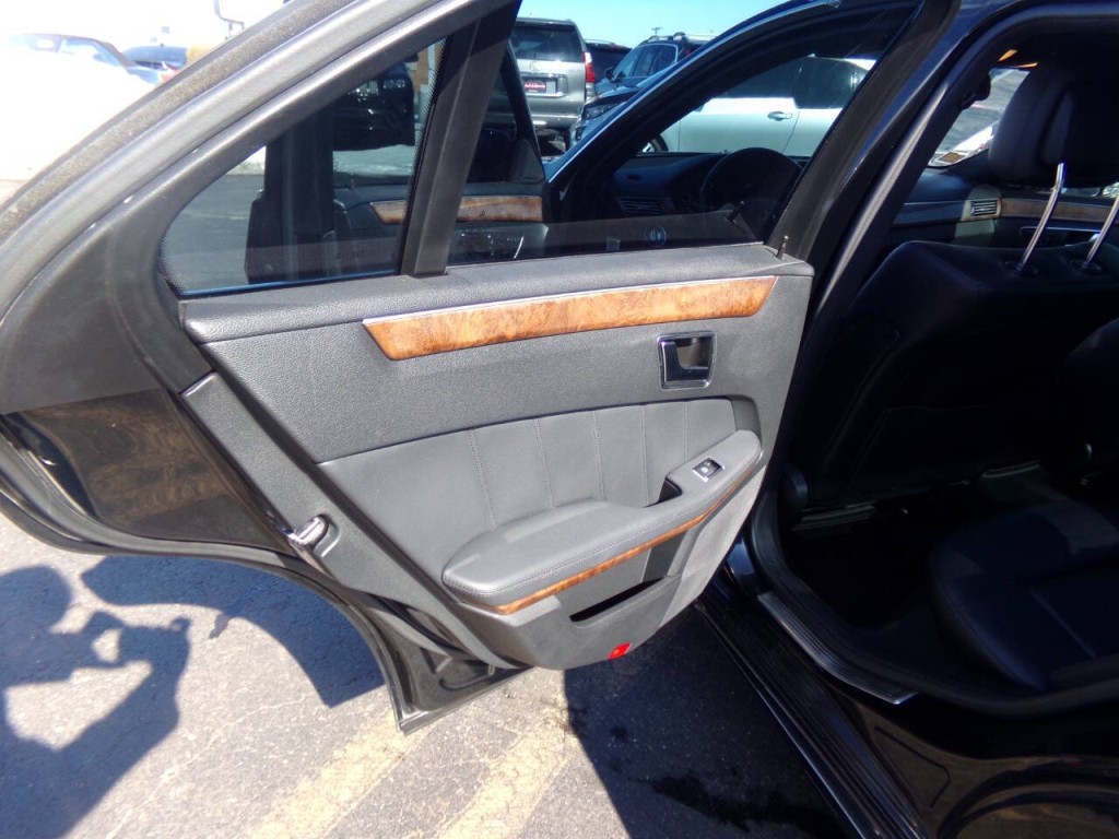 2012 Mercedes-Benz E-Class Image 13