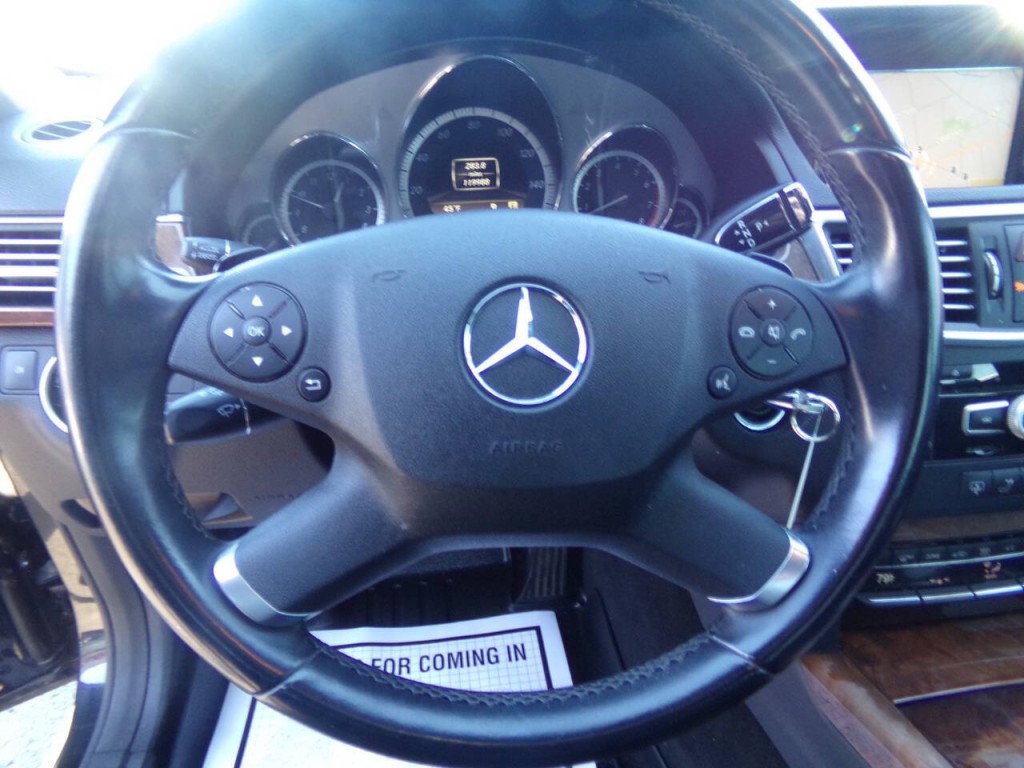 2012 Mercedes-Benz E-Class Image 17