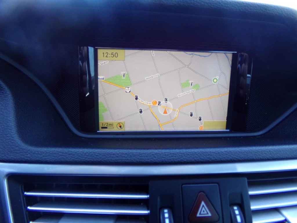 2012 Mercedes-Benz E-Class Image 19