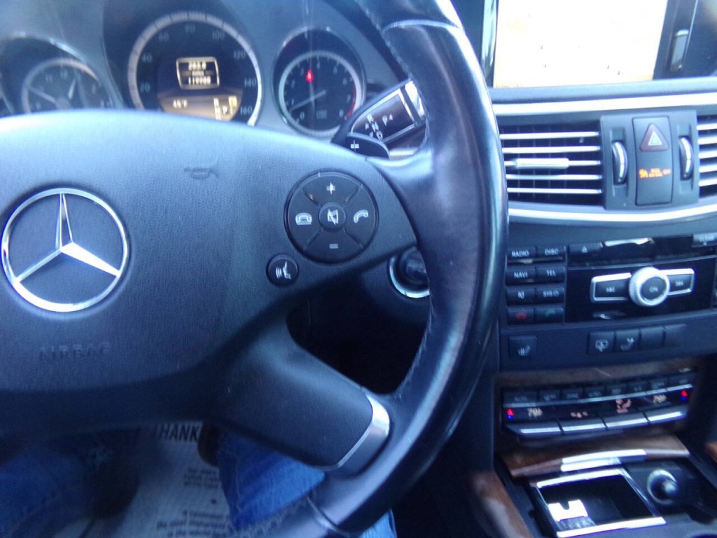 2012 Mercedes-Benz E-Class Image 28