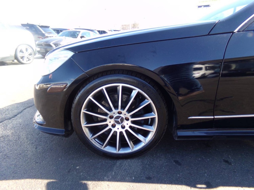 2012 Mercedes-Benz E-Class Image 29