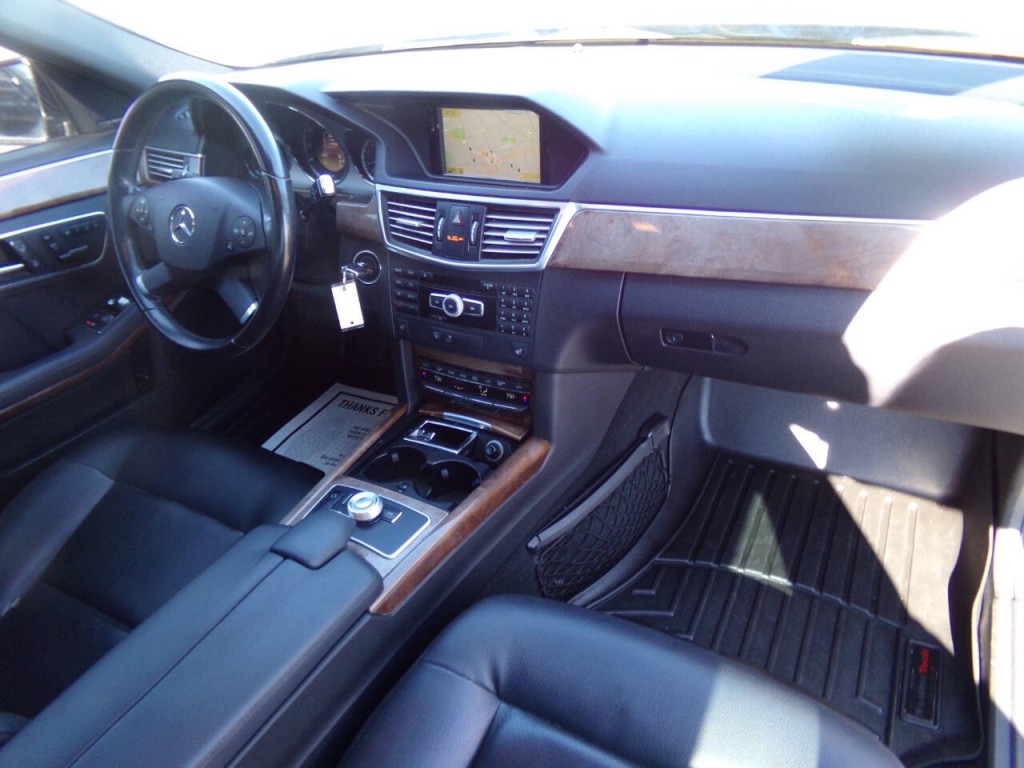 2012 Mercedes-Benz E-Class Image 34