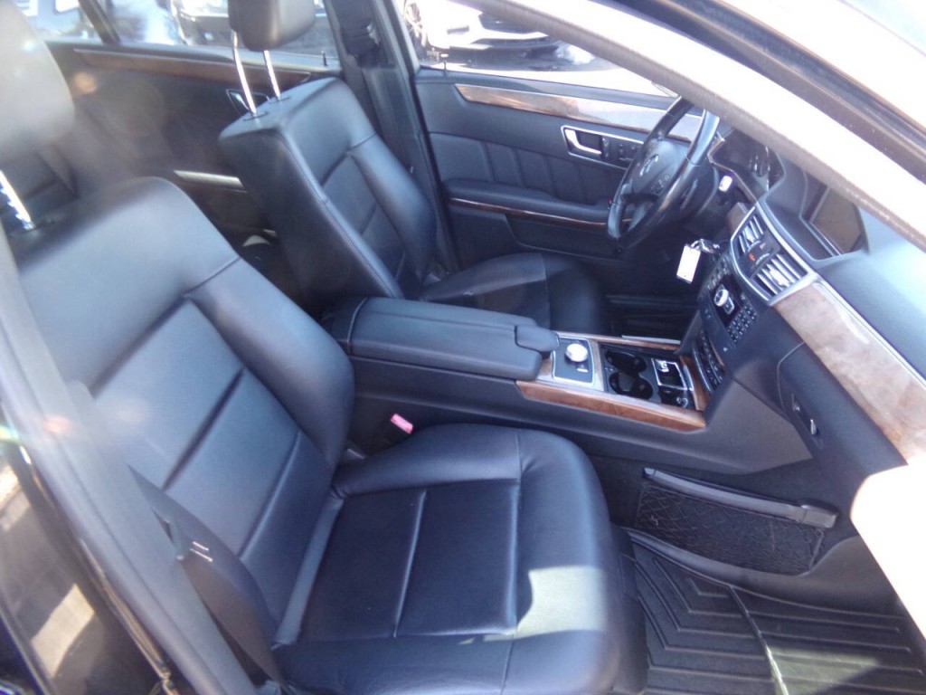 2012 Mercedes-Benz E-Class Image 35