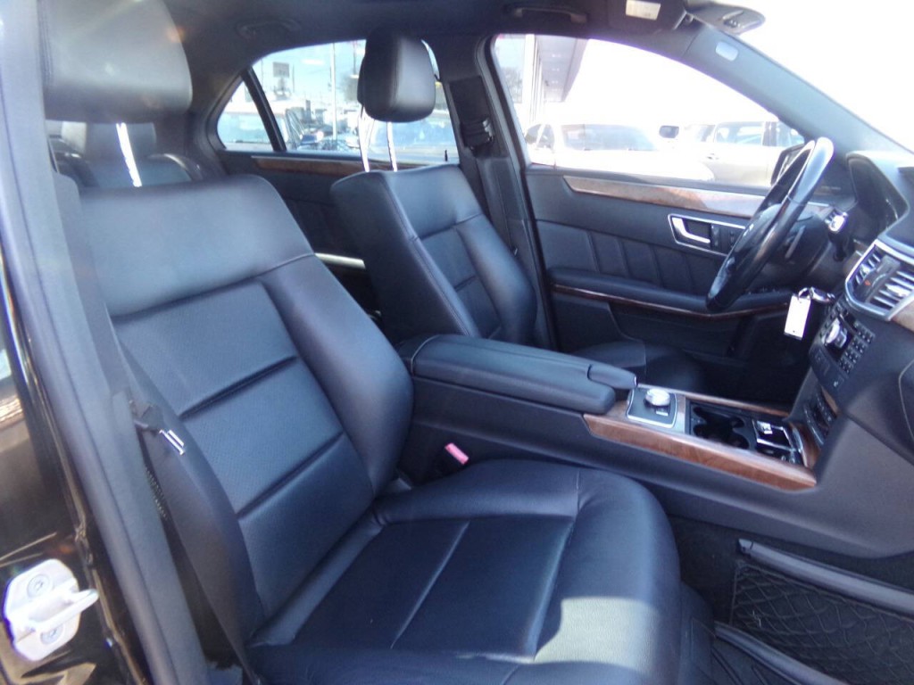 2012 Mercedes-Benz E-Class Image 36