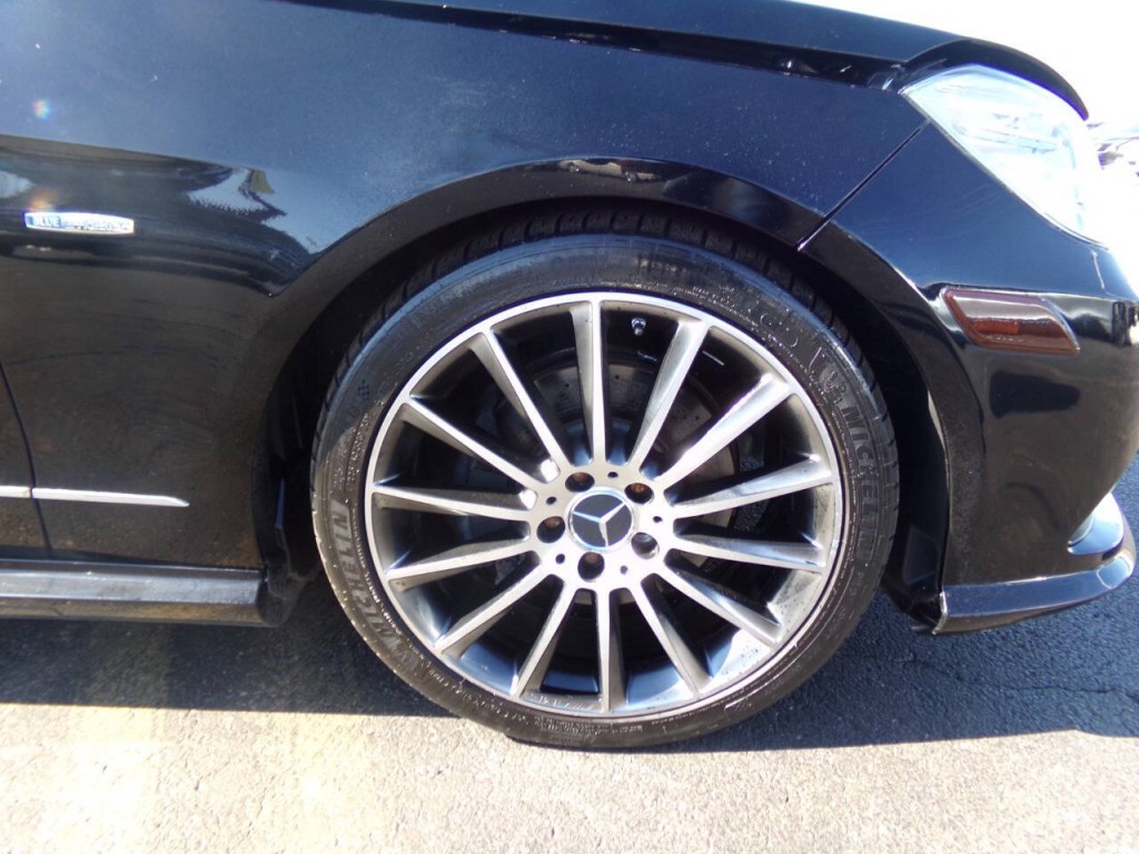 2012 Mercedes-Benz E-Class Image 38