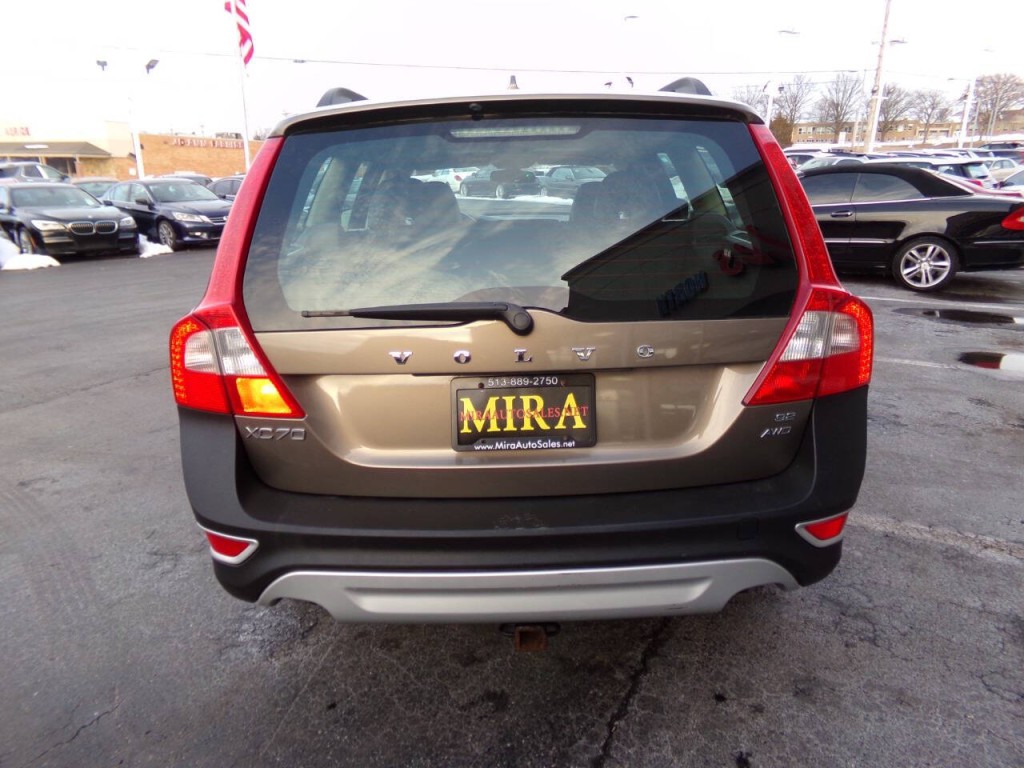 2009 Volvo XC70 Image 3