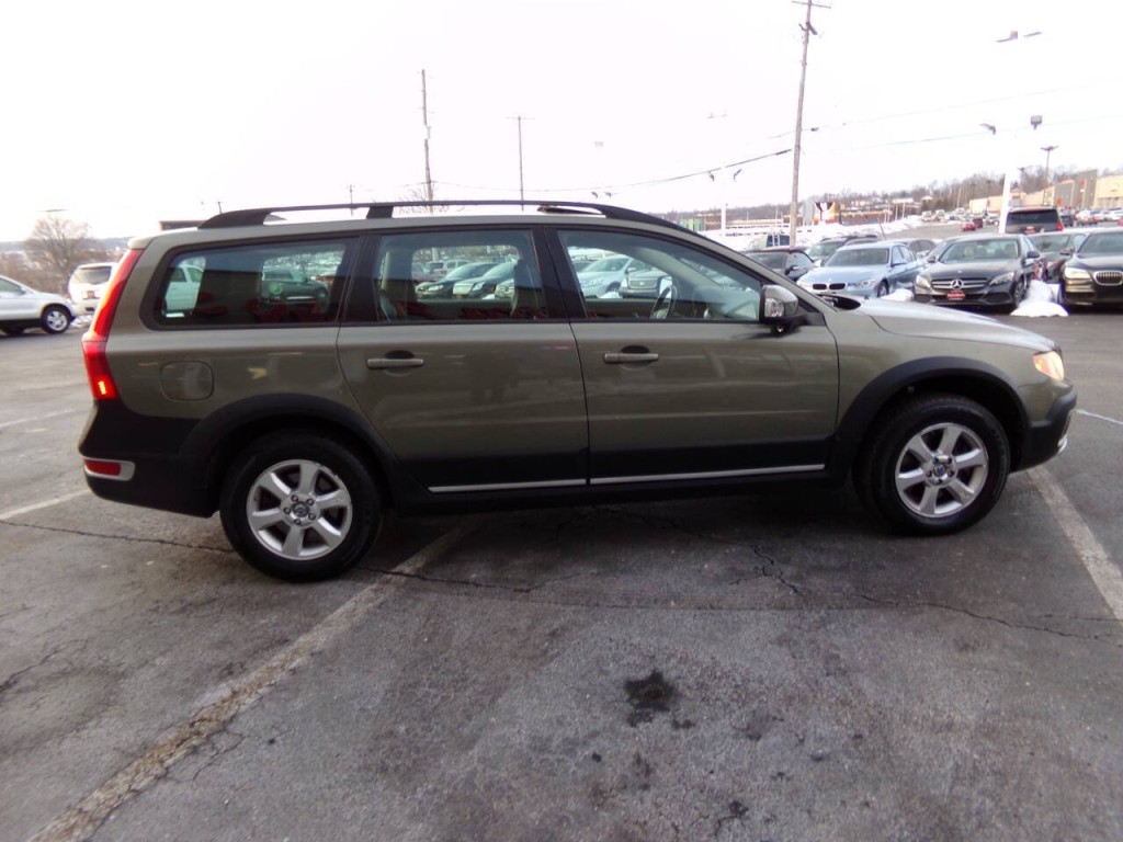 2009 Volvo XC70 Image 4