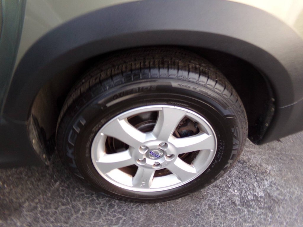 2009 Volvo XC70 Image 10