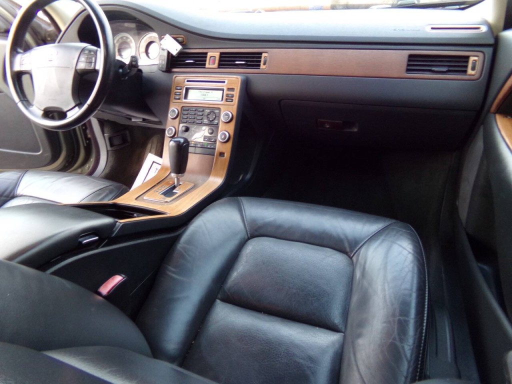 2009 Volvo XC70 Image 19