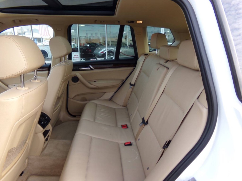 2016 BMW X3 Image 12