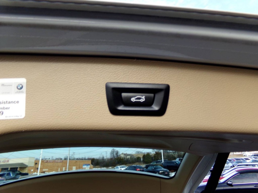 2016 BMW X3 Image 20