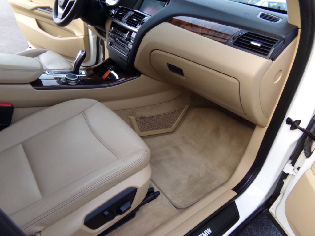 2016 BMW X3 Image 31