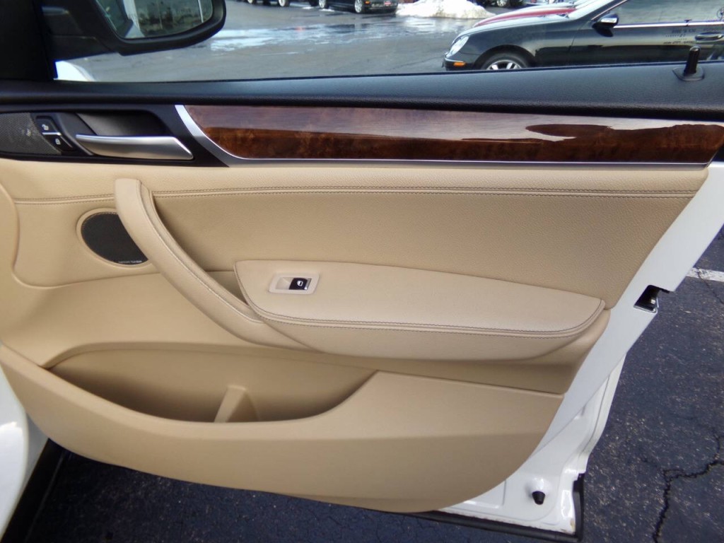 2016 BMW X3 Image 32