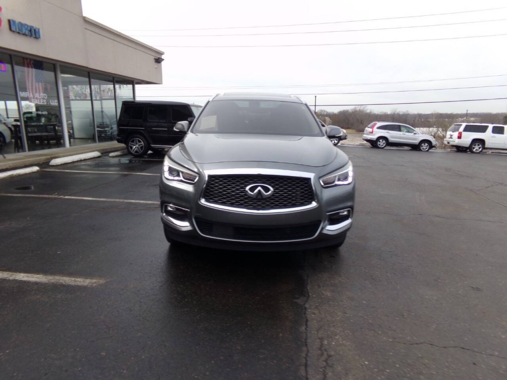 2018 INFINITI QX60 Image 3