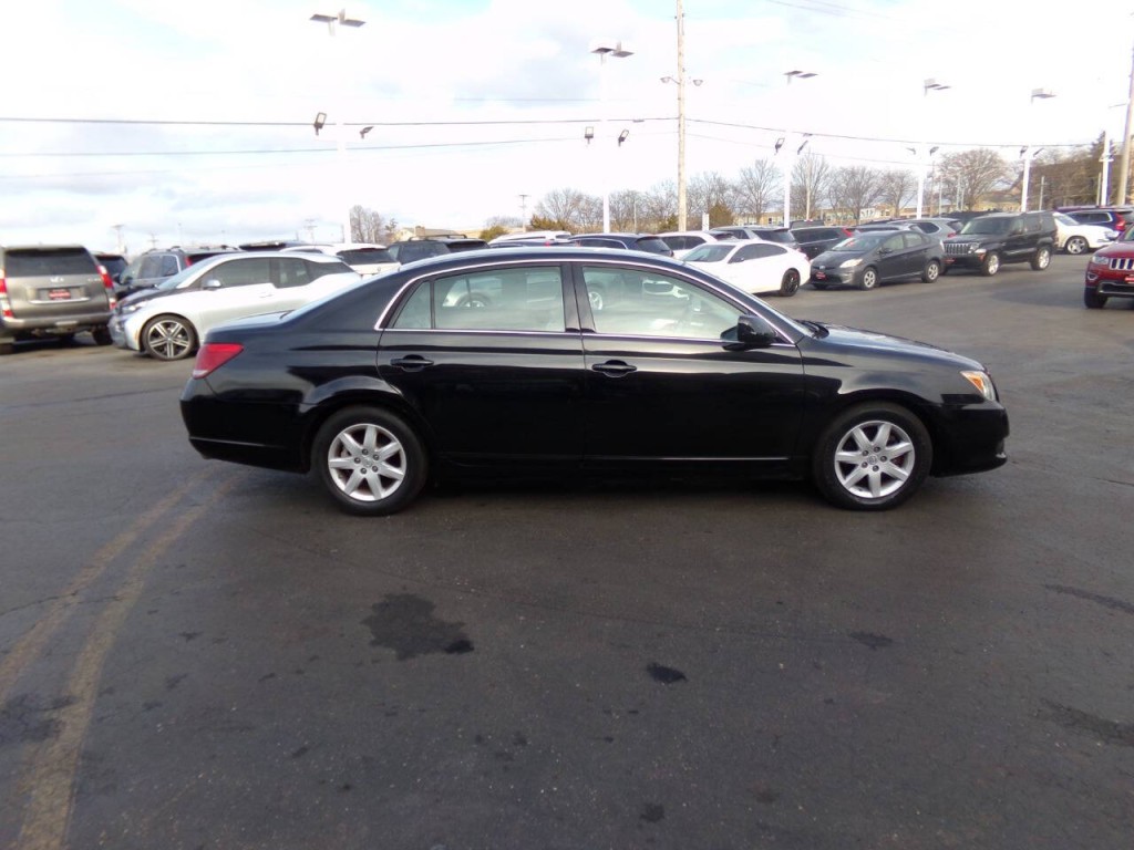 2009 Toyota Avalon Image 5
