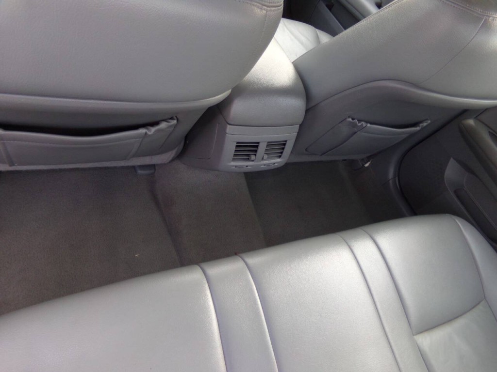 2009 Toyota Avalon Image 15