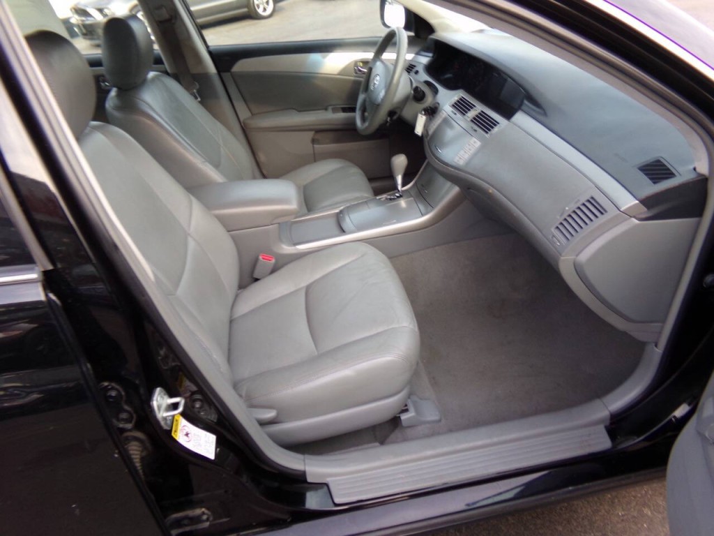 2009 Toyota Avalon Image 25