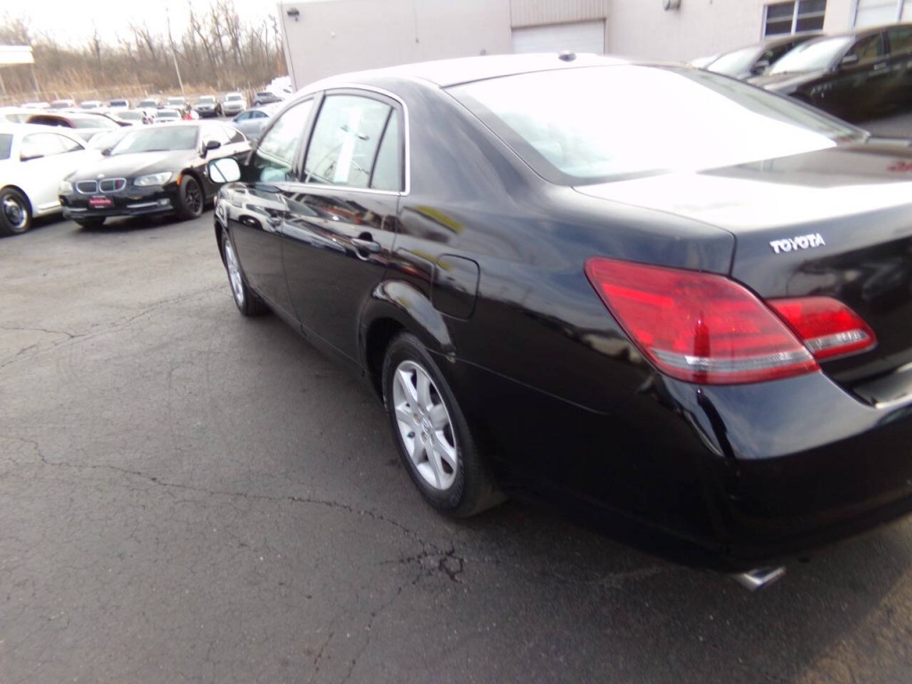 2009 Toyota Avalon Image 35