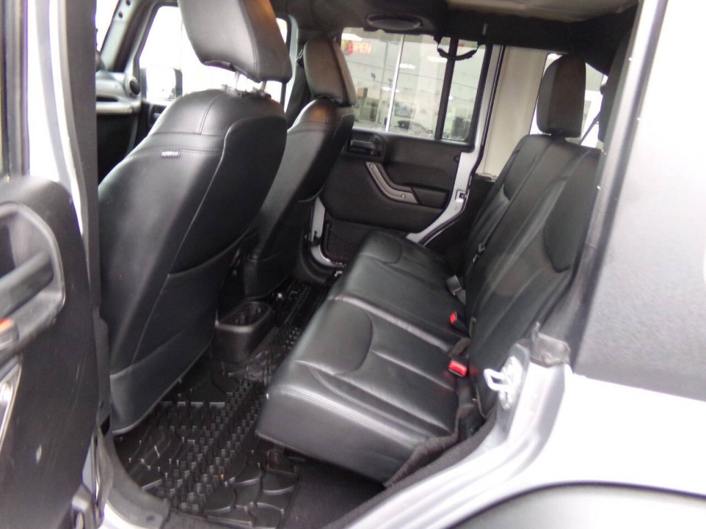 2014 Jeep Wrangler Unlimited Image 13