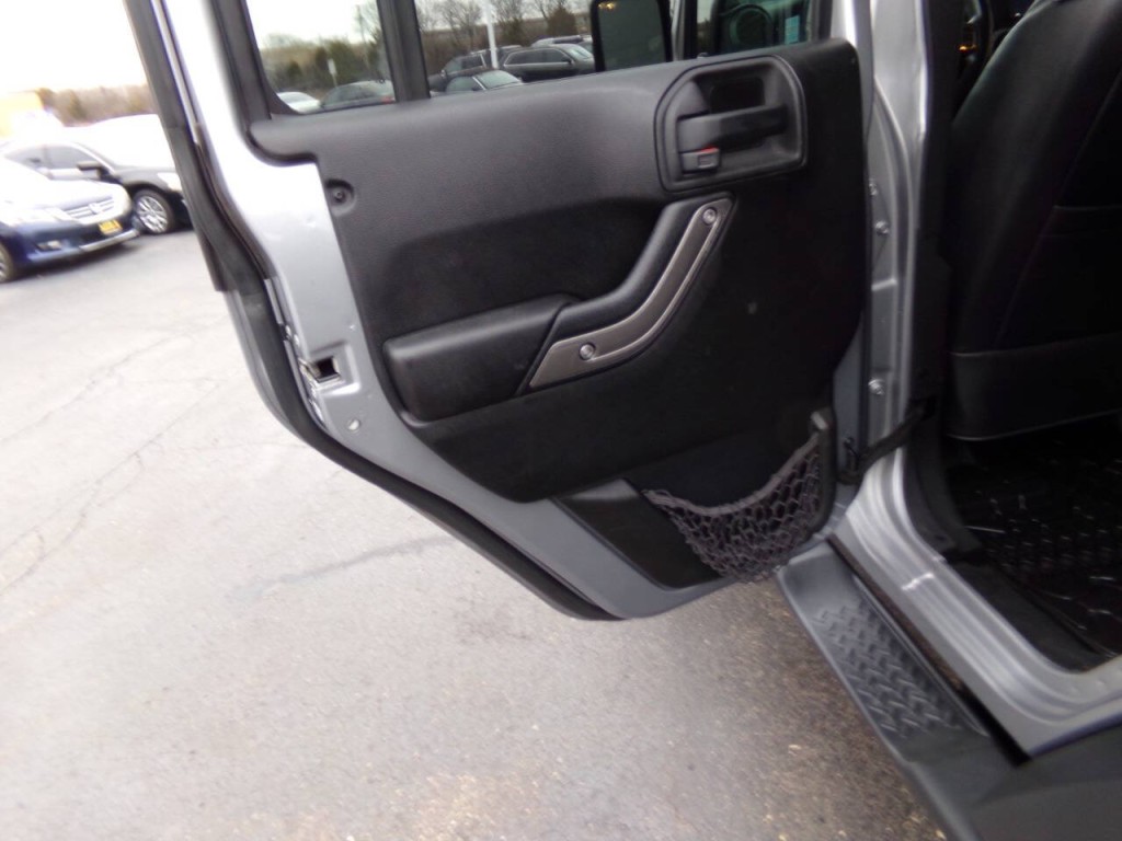 2014 Jeep Wrangler Unlimited Image 18