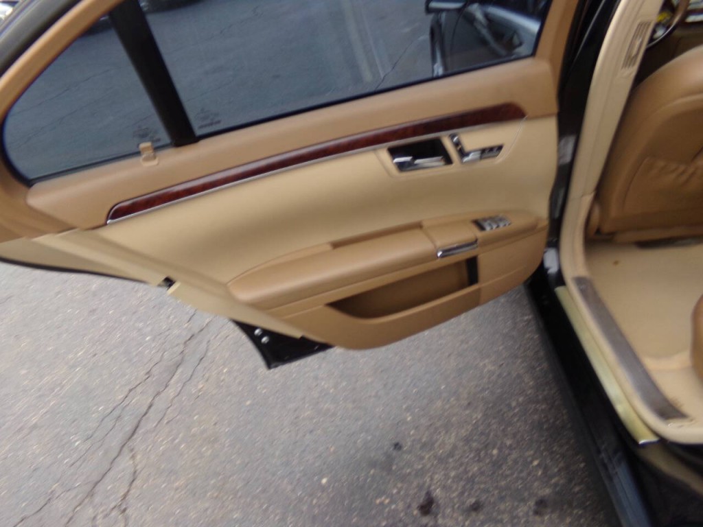 2007 Mercedes-Benz S-Class Image 19