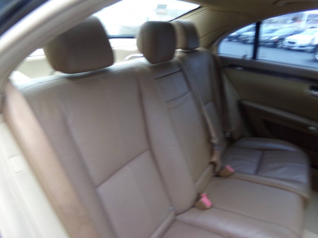 2007 Mercedes-Benz S-Class Image 23