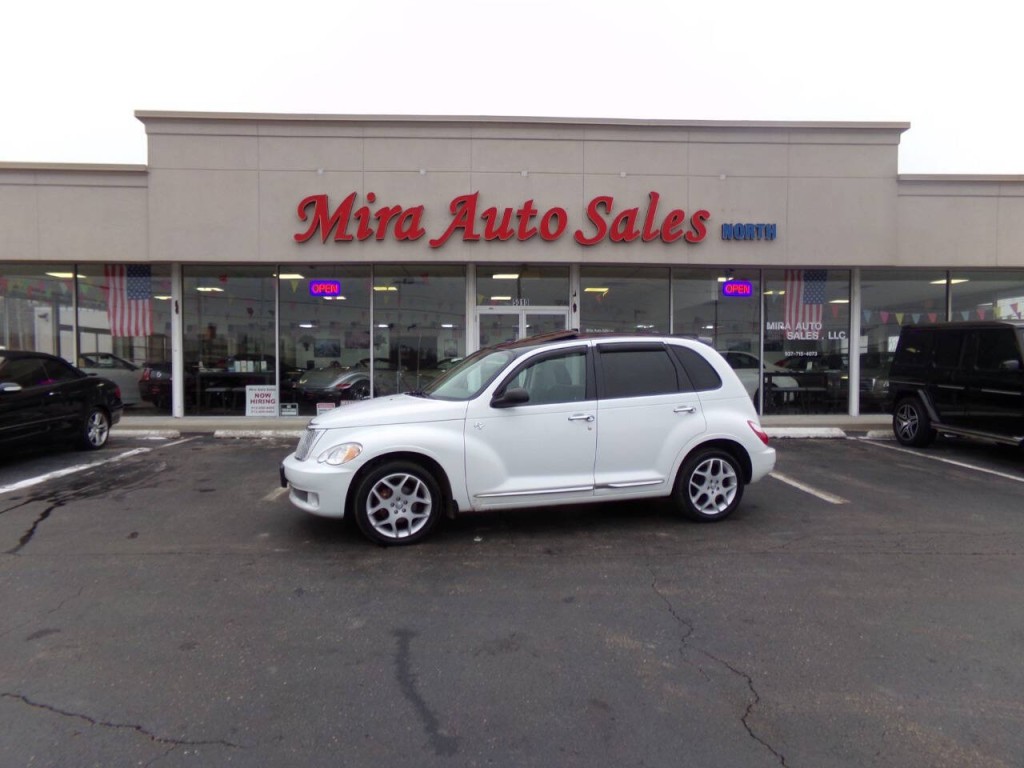 2009 Chrysler PT Cruiser Image 1