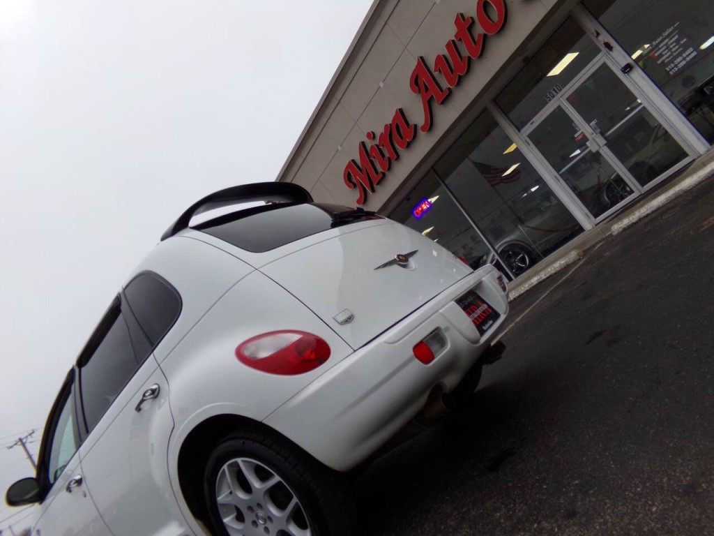 2009 Chrysler PT Cruiser Image 9