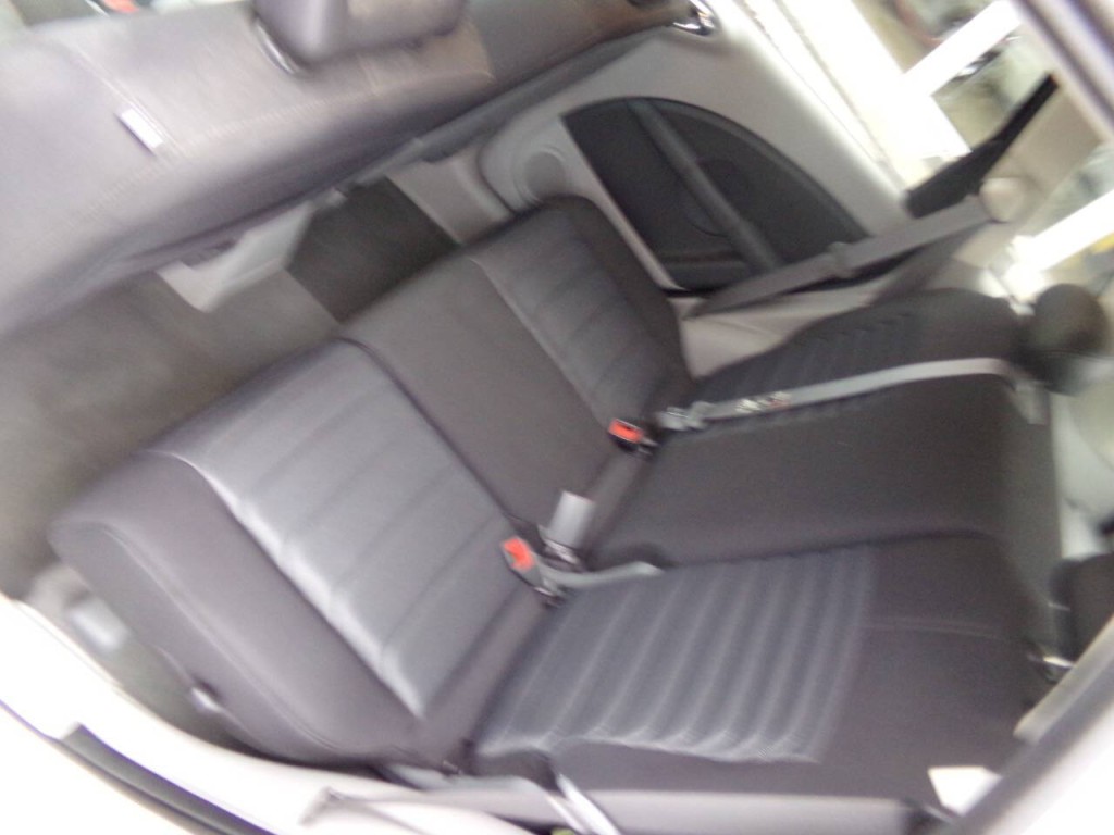 2009 Chrysler PT Cruiser Image 16