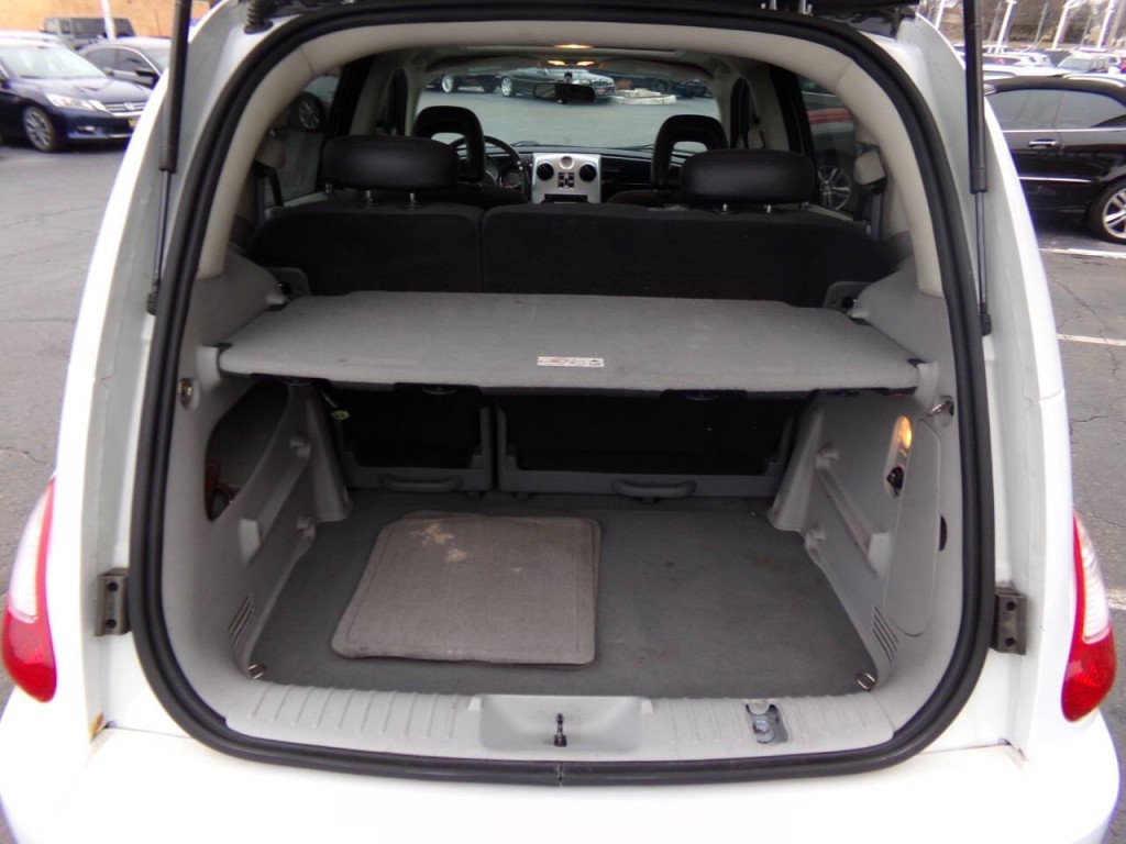 2009 Chrysler PT Cruiser Image 22