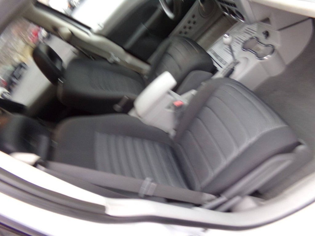 2009 Chrysler PT Cruiser Image 32