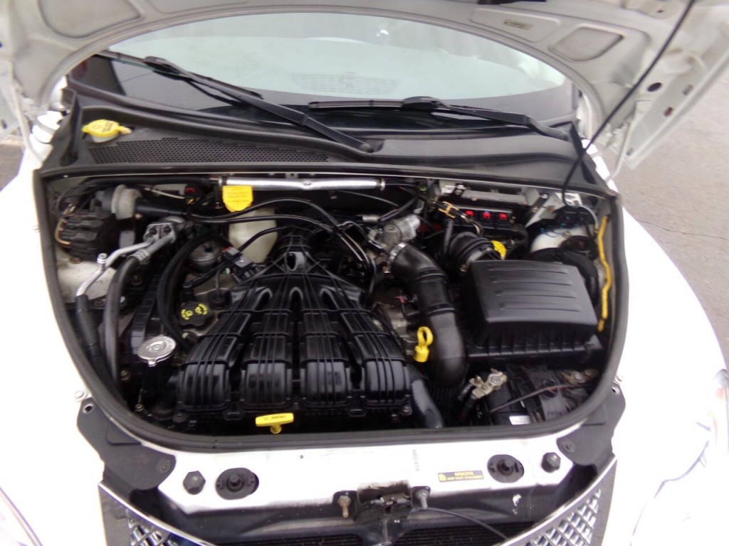 2009 Chrysler PT Cruiser Image 35