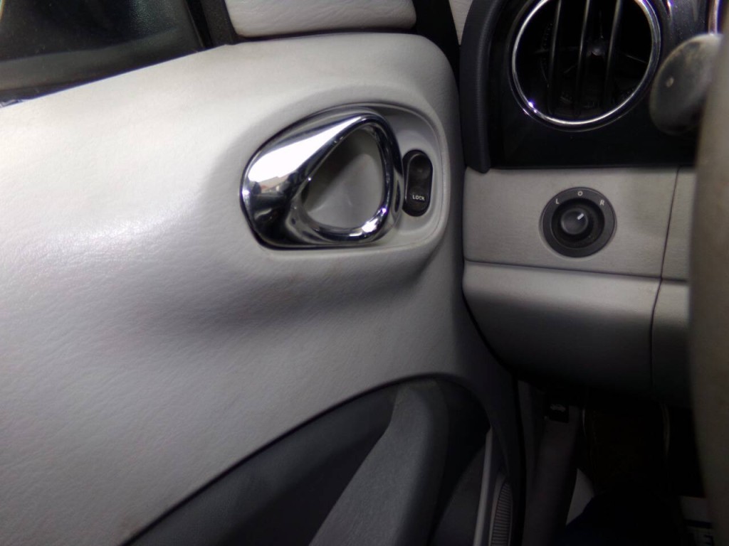 2009 Chrysler PT Cruiser Image 55