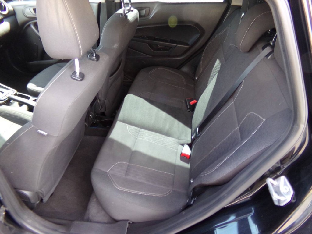 2019 Ford Fiesta Image 15