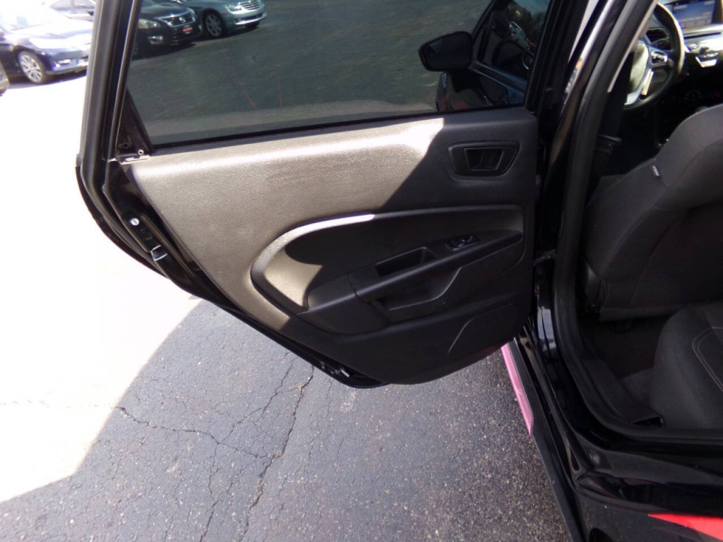 2019 Ford Fiesta Image 20