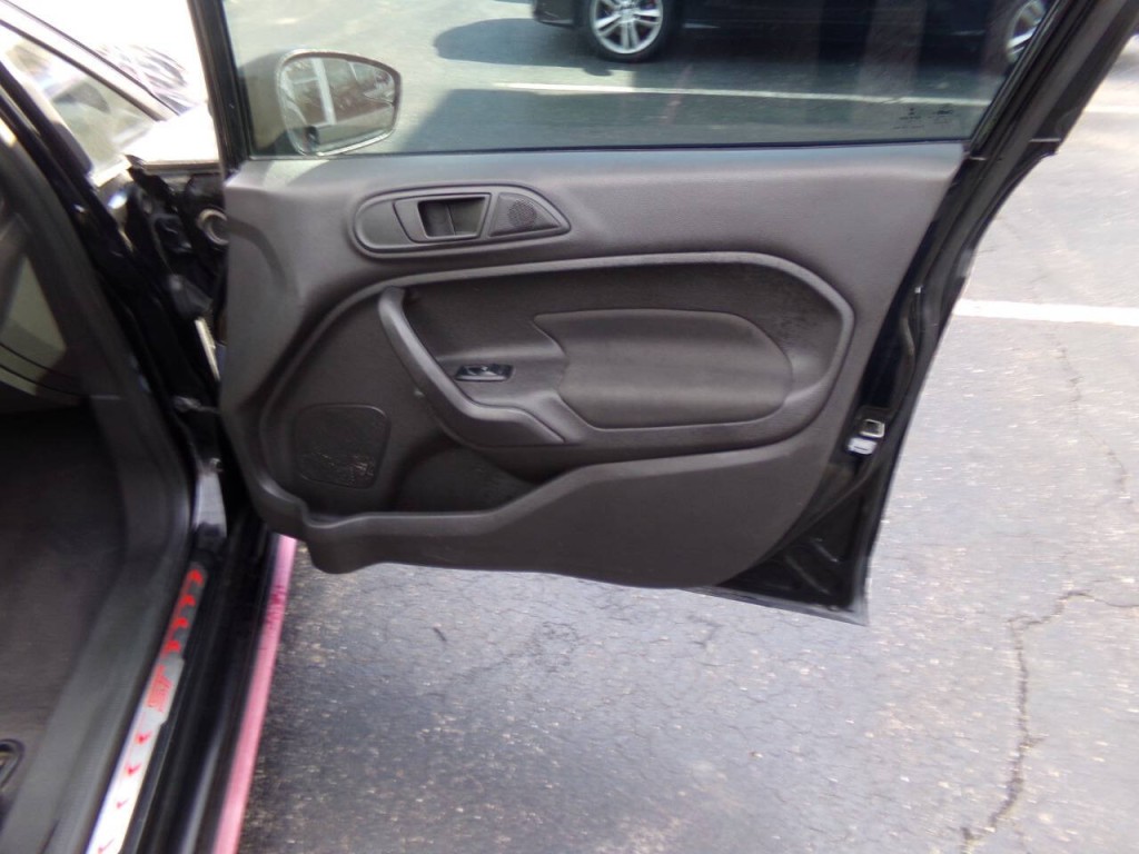 2019 Ford Fiesta Image 30